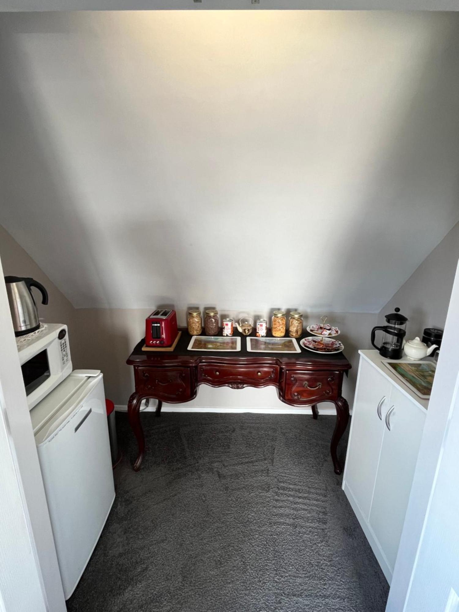 Bed & Breakfast Tudor Manor 3*