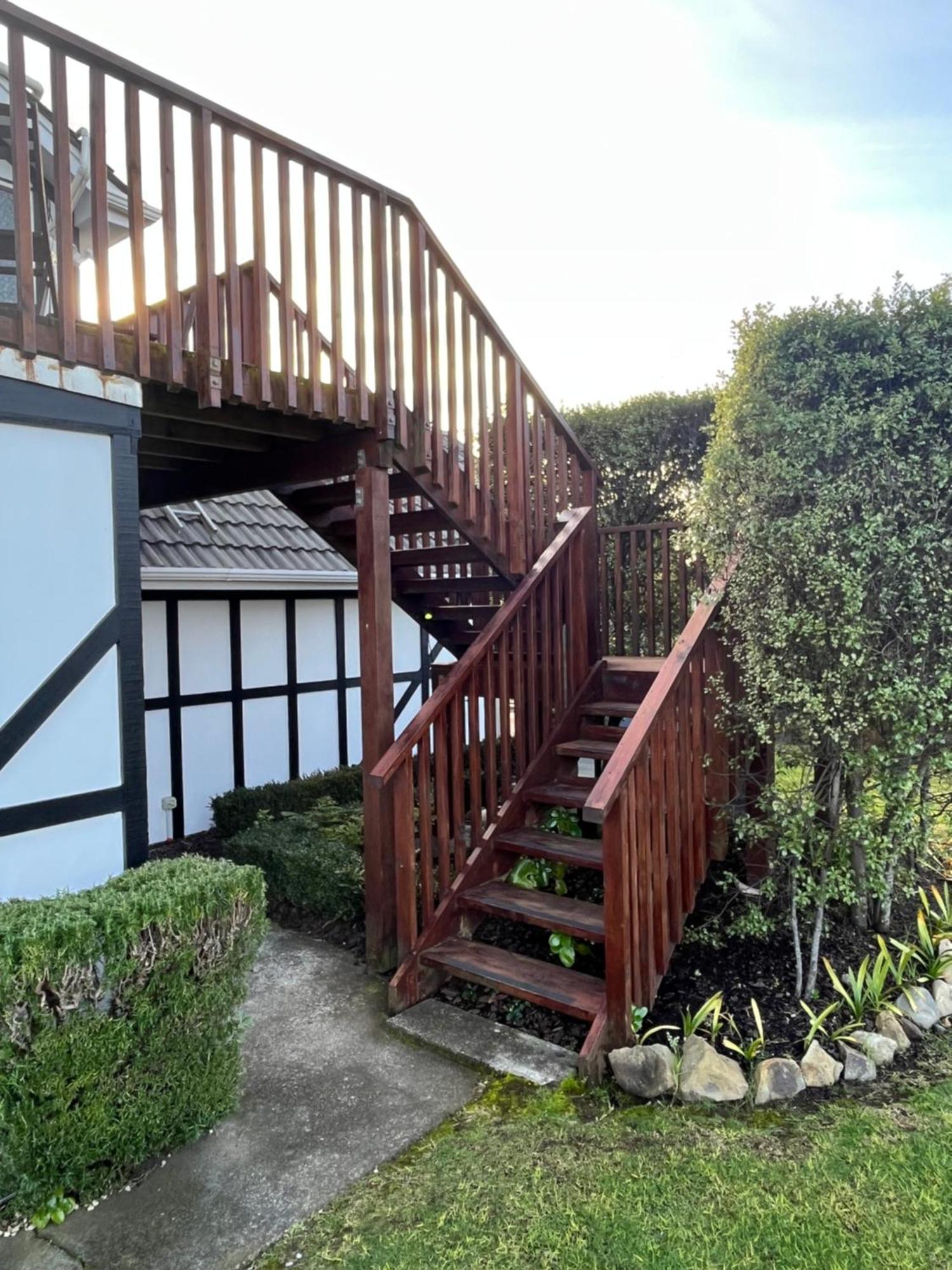 Tudor Manor Bed & Breakfast 3*