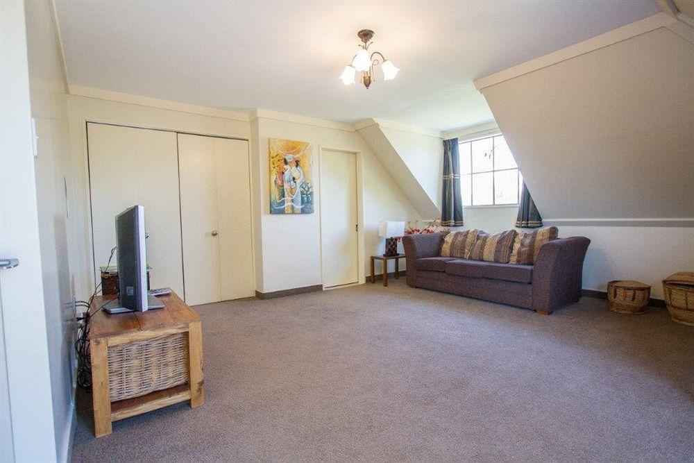 Tudor Manor 3*
