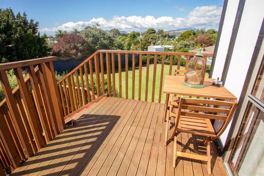 Tudor Manor Bed & Breakfast Paraparaumu