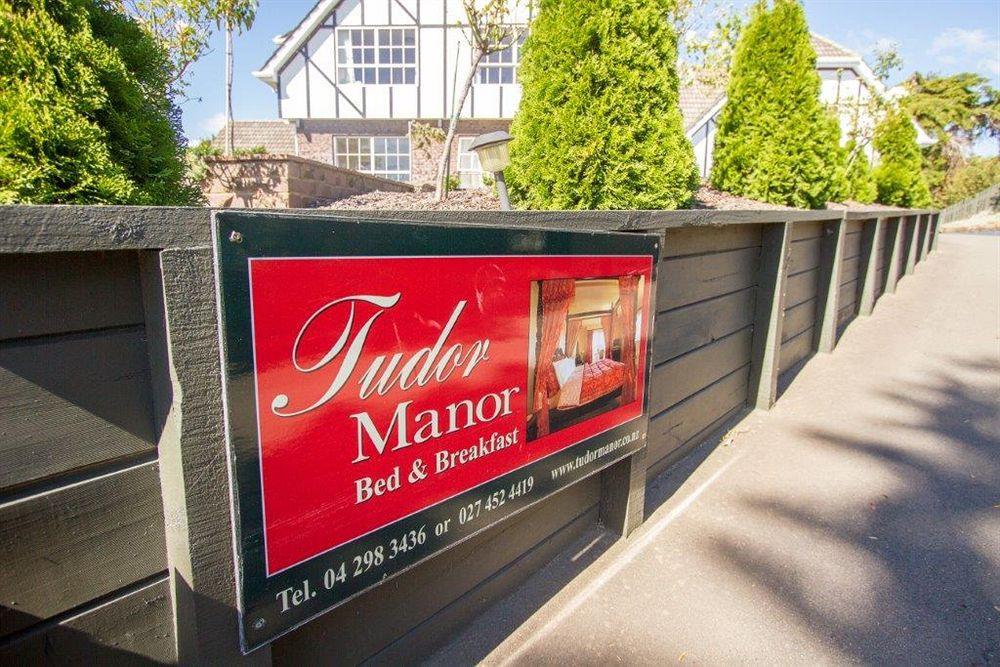 Tudor Manor Bed & Breakfast 3*
